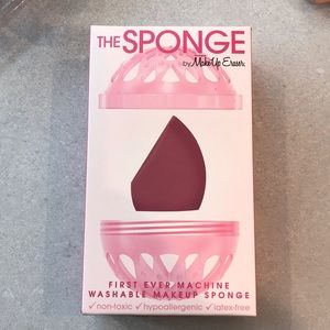 NIB The Sponge by Make Up Eraser